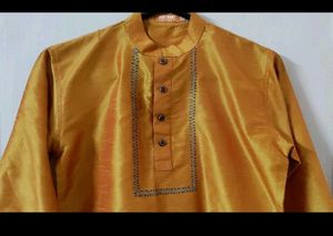 Boy&#39;s Ethnic short Kurta