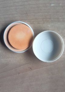 Hudabeauty Compact powder
