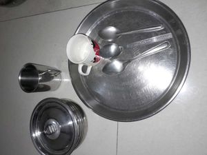 Dinner Set For Student's