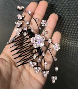 Sparkling bun clip