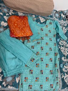 Olive Green Bandhani Kurta Paint