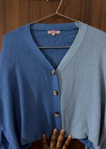 Colourblocked V-Neck Crop Top