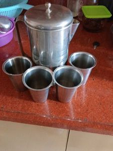 Jug With 4 Glass