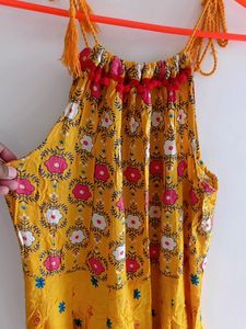 Amazing Piece For Haldi Functions And More!!