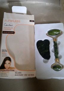 Flawless Contour Gua Sha &amp; Roller Set