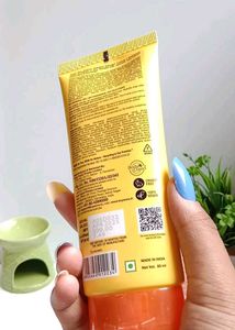 WOW Skin Science Dewy Bright Sunscreen Gel