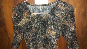 Floral Print peplum Top