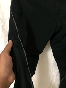 Black Capri leggings