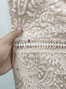 Offshoulder Lace Dress