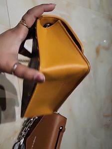 MK SLING Bag