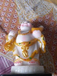 Laughing Buddha Statue