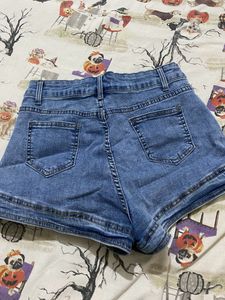 Hot Pants