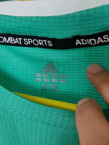 Adidas Tshirt