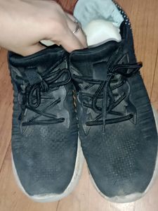 Black Sports Shoes