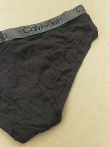 L Calvin Klein Underwear