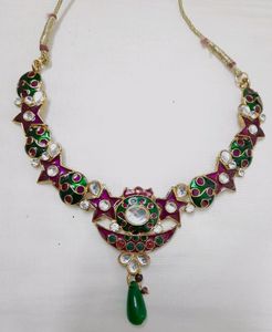 Necklase