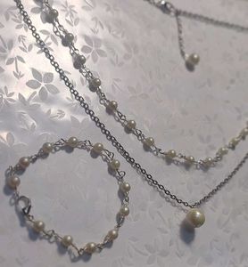 Pearl & Silver Jewelry And Bracelet Set
