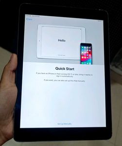 iPad Air Brand New Condition (iCloud Issue)