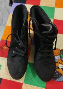 Black boots Partywear