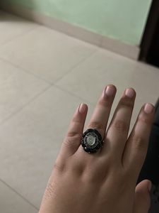 Stone Finger Ring