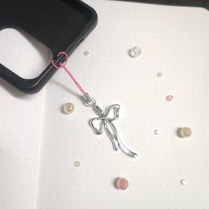 Bow Phone Charm ⋆. 𐙚 ̊