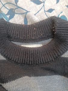 Best deal - 2 Striped Sweaters