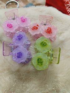 4 Flower Hair Clips