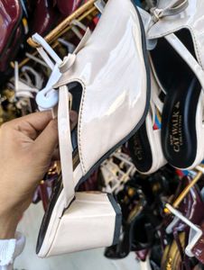 Cat Walk Beige Pointed Mules