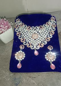 Pink Coral Spiral Neck Set.