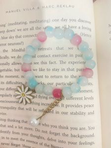 Pastel Beaded Daisy Charm Bracelet