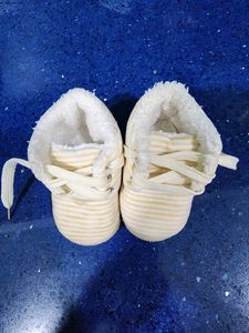Woollen Shoes- Cream Colour