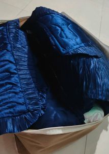 Combo .1 Bedsheet , 2 Pillow Cover
