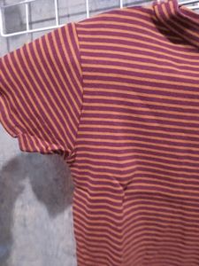 Vintage Style Ribbed Striped T-Shirt – Casual Wear