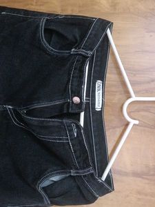 Zara Black Cargo Pants..like new