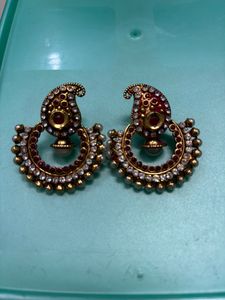 Earring