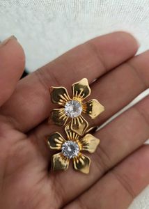 Prettiest Flower Stud