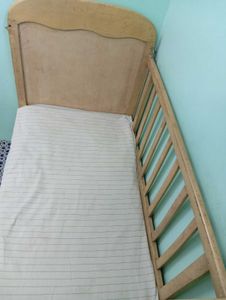Used Baby Cot