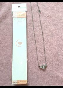 SALE 🆕🌲🎅Winged Crown Silver Necklace