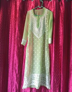 Green Embroidered Kurta