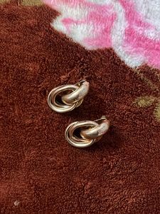 Stylish Women’s Earrings