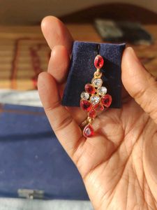 Stunning Red And White Stone Necklace Set