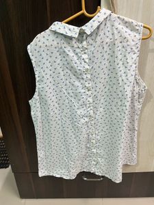 Geometric Print Sleeveless Top