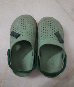 Boys Green Clogs Size 10