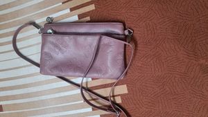 Side Beg Is Very Good Condition