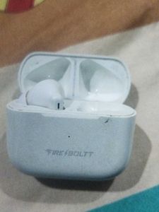 Fire Boltt Earbuds One Earbud Only