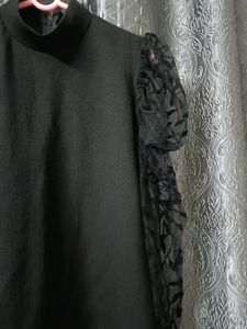 Beautiful Black Top With Pluffy Net Sleeves