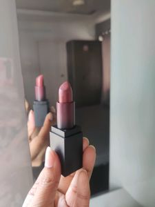 Swiss Beauty HD matte lipstick