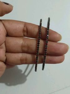 Handmade Woolen Bangle,4 Kanch Ke Aur 1pair Metal