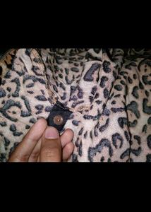 Korean Crop Shirt🐆