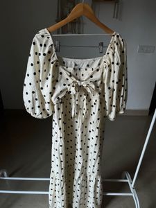 Off White Polka Dot (Plus Size FIT)
